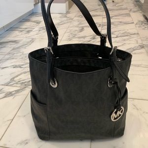 Michael Kors logo leather tote purse